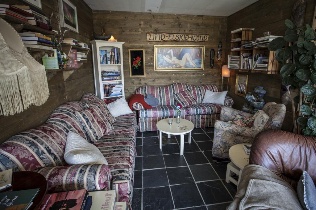 Blomasetrith Homestay Borgarnes Extérieur photo