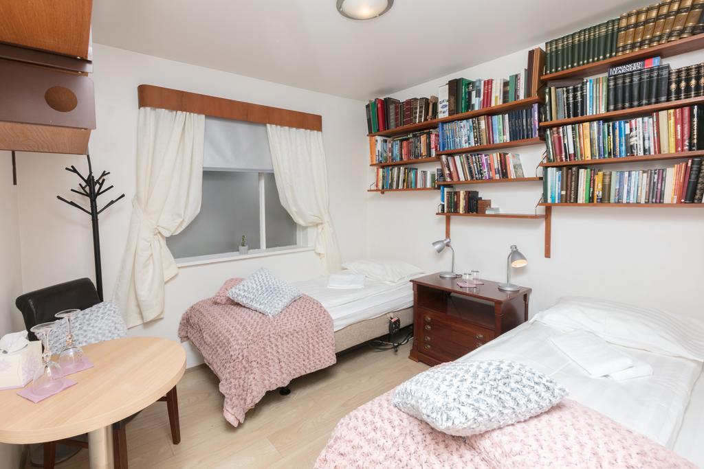 Blomasetrith Homestay Borgarnes Extérieur photo