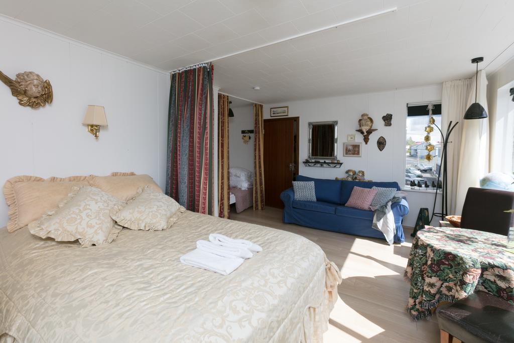 Blomasetrith Homestay Borgarnes Extérieur photo